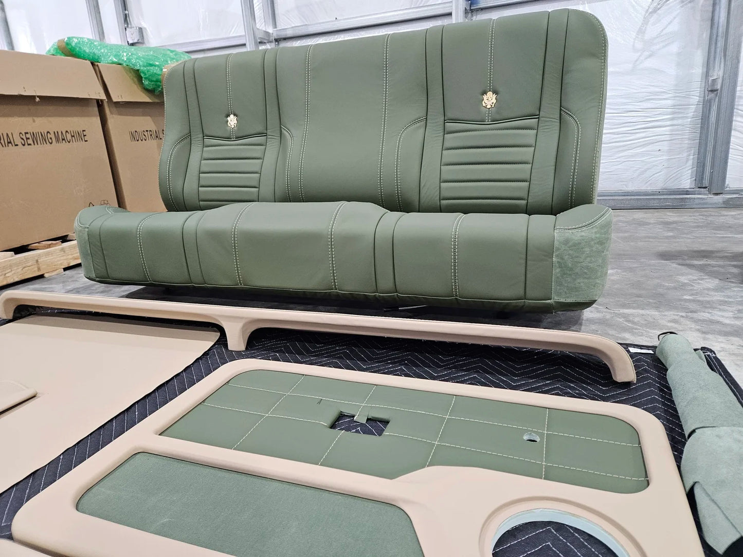 Signature '73-'79 Ford F-series complete interior kit